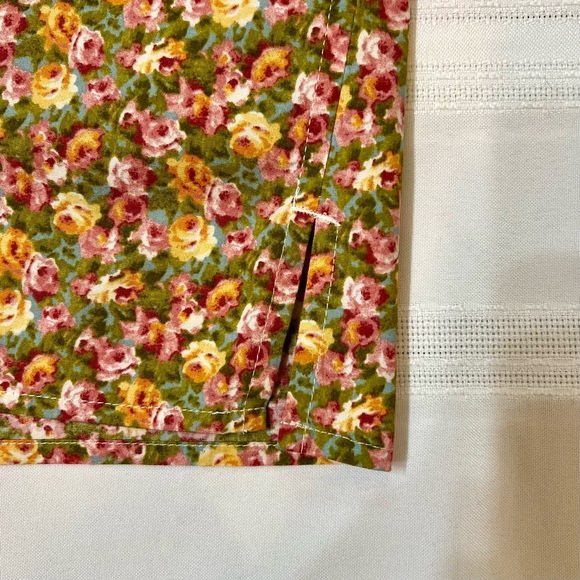 Talbots Pullover Sleeveless V-Neck Floral Blouse Sz 16P Cotton Blend EUC Stretch - Picture 9 of 13